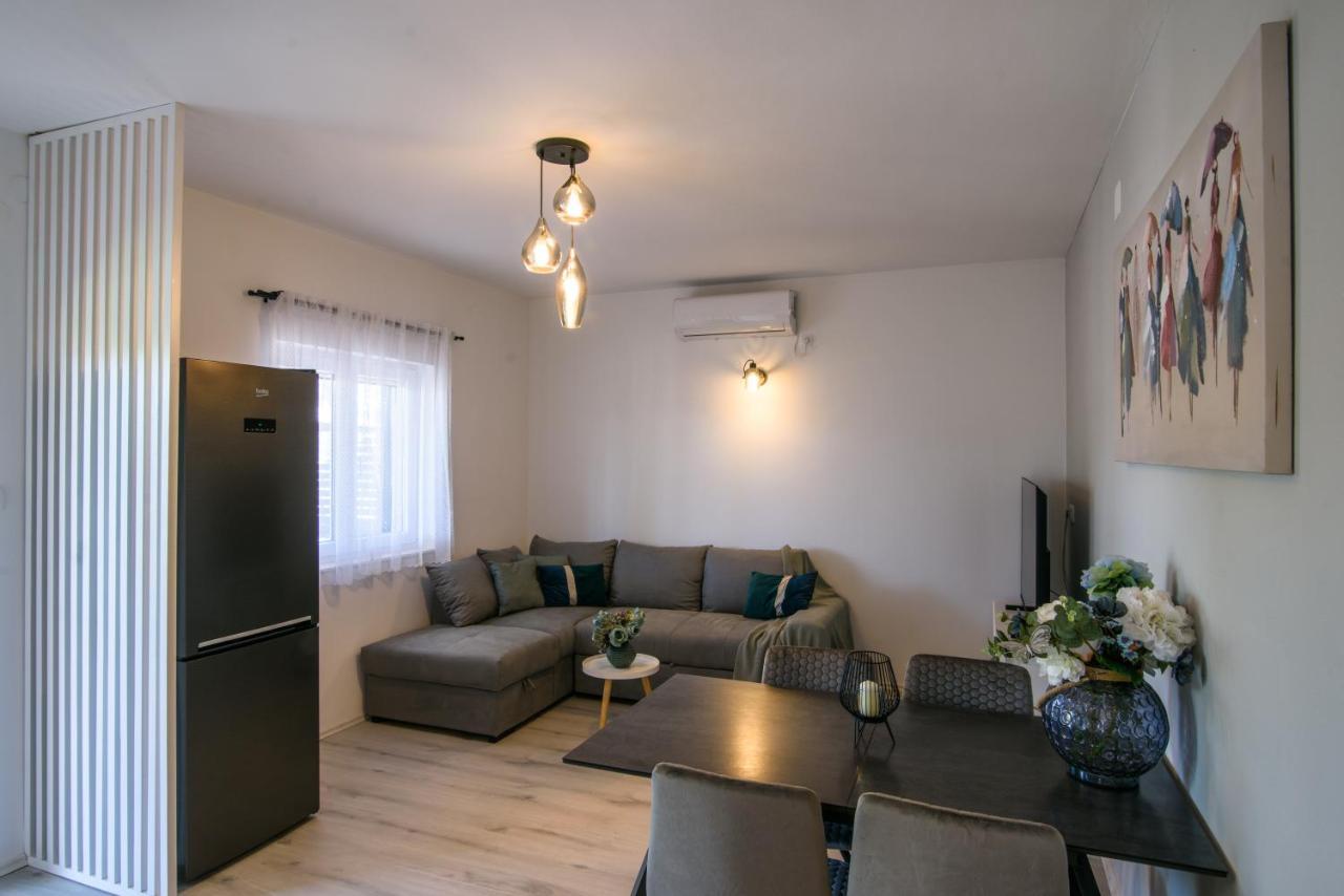 Luxury Apartment Hajdi Trogir Exterior foto